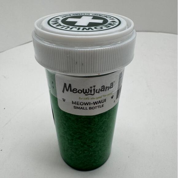 Meowijuana Catnip Meowi Waui Small Bottle NEW - Picture 3 of 4